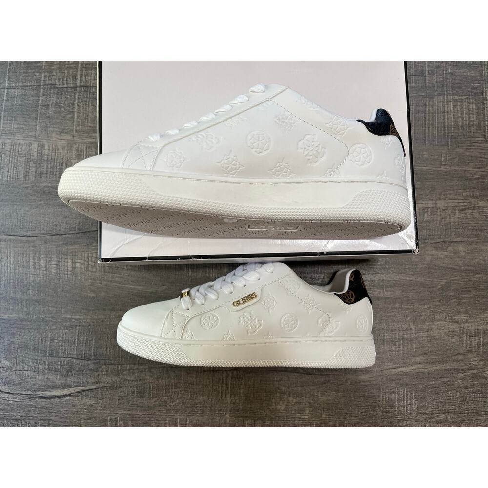 Guess Renzy Debossed Logo Low-Top Women's Sneakers, Size 7.5, White - Picture 2 of 6